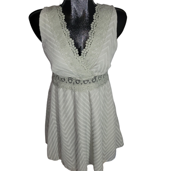 Shein Lace Trimmed Sleeveless Sage Colored Dress M - Picture 1 of 5